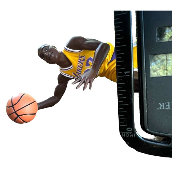 Magic Johnson Figurine #32 5.5" Hallmark Ornament The Scoreboard - Picture 6 of 7